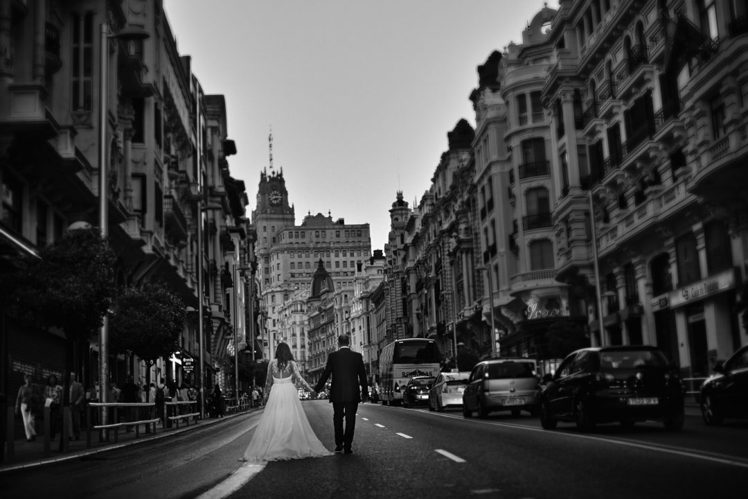 Las-mejores-fotos-de-boda-de-Madrid-diferentes-originales-naturales-con-estilo-reportajes-de-boda-espontáneos (1315)