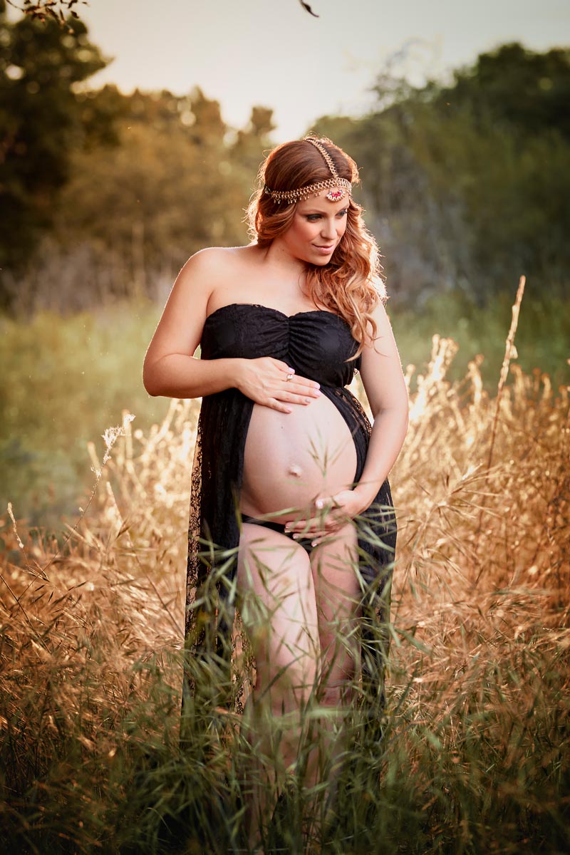 sesión de fotos de embarazadas originales exteriores
